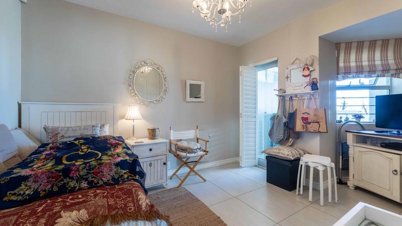 2 Bedroom Property for Sale in Dolphin Beach Western Cape